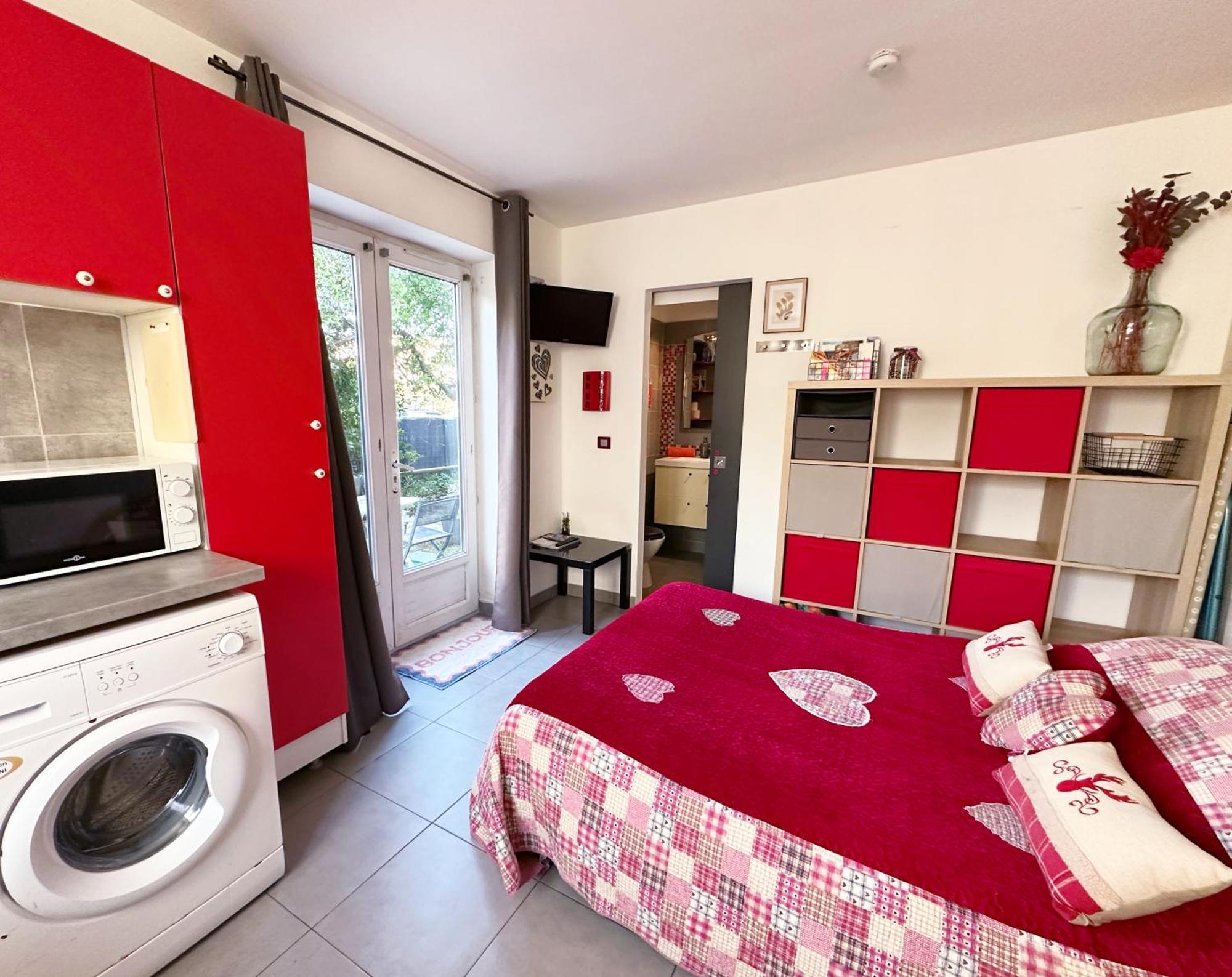 Studio Au Calme Tout Confort Proche Des Plages - Jardin Wifi Parking Frejus Exterior photo